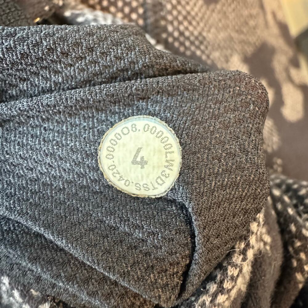Lululemon Runderful Long Sleeve Incognito Camo HTR Black Rulu Running Top Size 4 - Picture 14 of 14